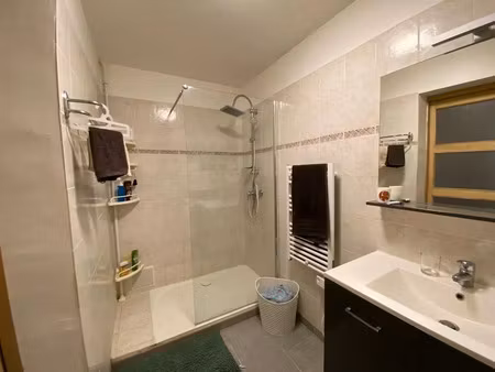location appartement 1 pièce 18 m² à peypin (13124)
