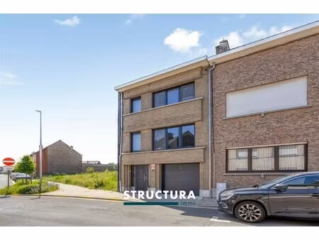 ruime woning met garage en 3 slpk's