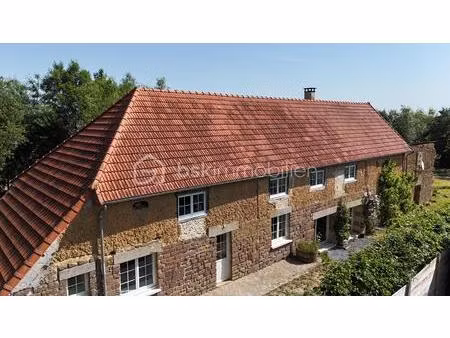 maison en pierre de 175 m² à soulles