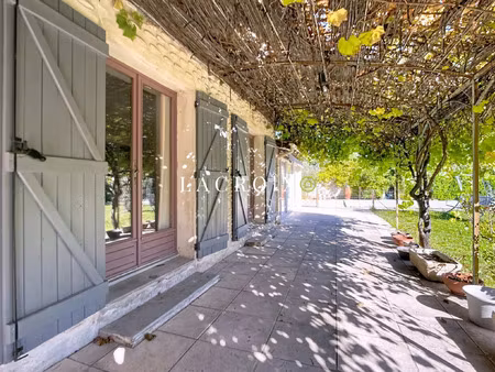 vente maison 8 pièces 220 m² pernes-les-fontaines (84210)
