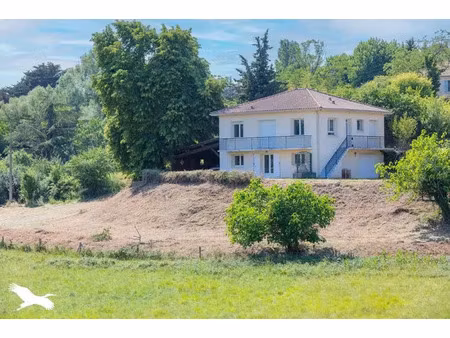 vente maison 6 pièces 137 m² à auch (32000)  243 800 €