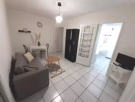 location appartement 2 pièces 32 m² à dijon (21000)