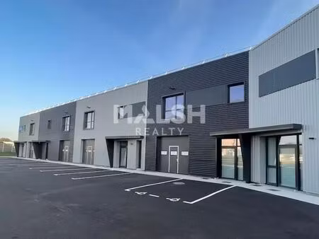 location local d’activités saint quentin fallavier 38070 176m²