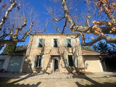 maison 7 pièces à vendre à cavaillon ? mas en pierre 155 m² avec confort moderne