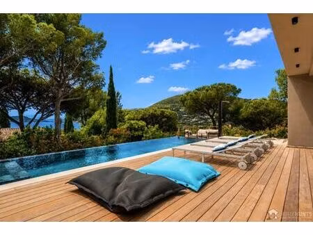 villa de luxe de 6 chambres en vente ramatuelle  provence-alpes-côte d'azur