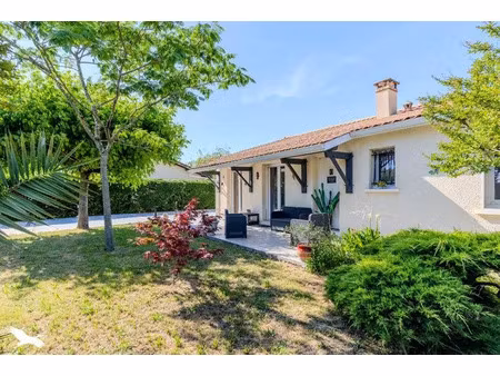 vente maison 4 pièces 99 m² à saint-louis-de-montferrand (33440)  283 392 €