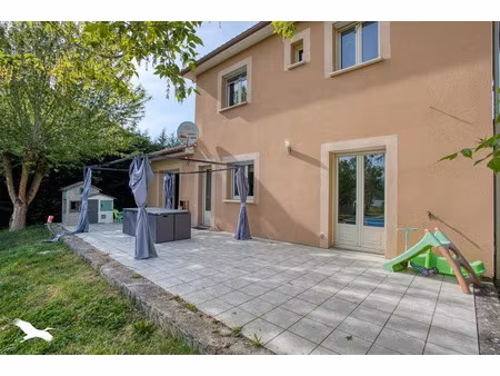 vente maison 6 pièces 130 m² à terrasson-lavilledieu (24120)  278 144 €