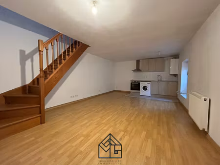 location appartement 3 pièces 55m² roanne 42300