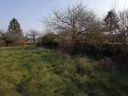 vente terrain à mougon (79370) : à vendre / mougon