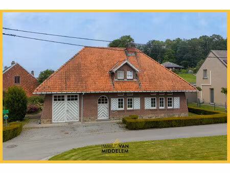 huis te koop in dilbeek met 4 slaapkamers