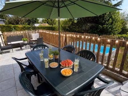 maison individuelle t6 vivable de plain-pied - sous-sol total - jardin - une dépendance - 