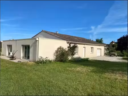 perigord noir jolie maison de 220 m² sh  4 chambres dont une sui