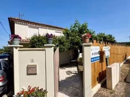 maison de luxe 3 chambres en vente à vayres  nouvelle-aquitaine