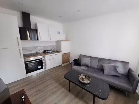 location appartement 2 pièces 29m²