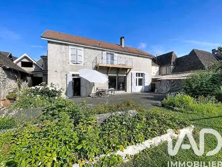 vente maison à sainte-suzanne (64300) : à vendre / 210m² sainte-suzanne
