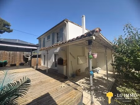 maison avec jardin dans le centre de meschers