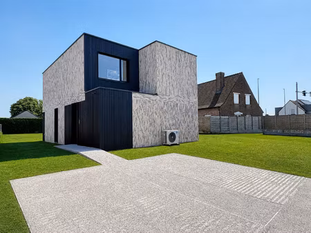 huis te koop in meulebeke met 3 slaapkamers