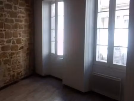 location appartement 2 pièces 43 m² à la réole (33190)