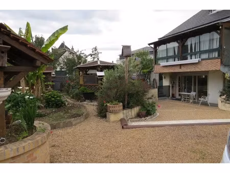 vente maison 8 pièces 201 m² saint-cyr-sur-loire (37540)