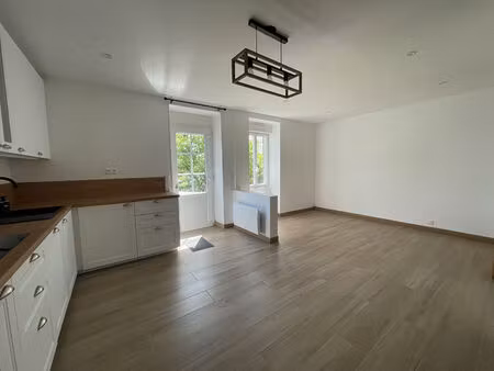 location maison 3 pièces 62m²