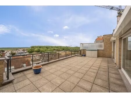 appartement te koop in knokke-heist met 5 slaapkamers