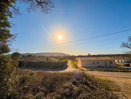 vente terrain neuf 1500m2 saint-maximin-la-sainte-baume - 192000 € - surface privée