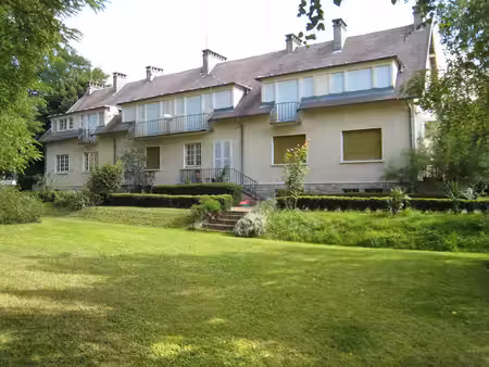tres bel immeuble ideal investisseur