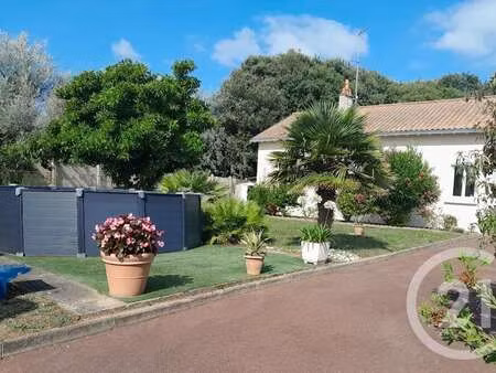 vente maison piscine à villeneuve-en-retz (44580) : à vendre piscine / 112m² villeneuve-en