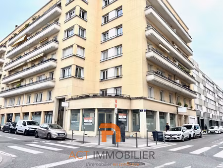 lyon 6ème boileau-cuvier local commercial 100 m2 emplacemen