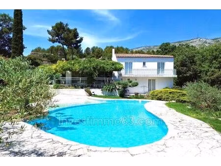 villa de 5 pièces de luxe en vente puyloubier  provence-alpes-côte d'azur