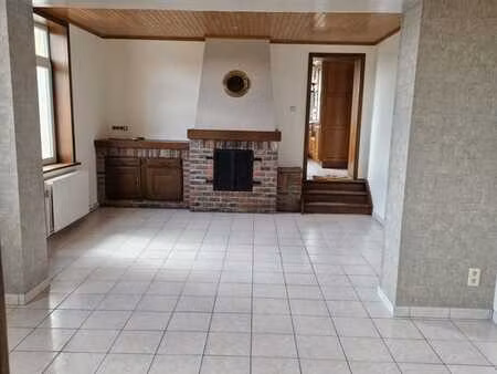 grande maison (4 ou 5 ch)
