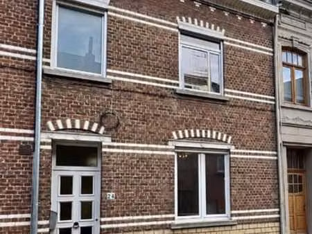 maison 4 chambres avec jardin et parking proche du centre