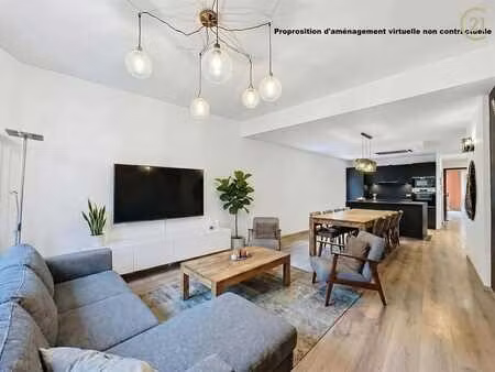 appartement ou surface commerciale/bureau à rénover à jambes