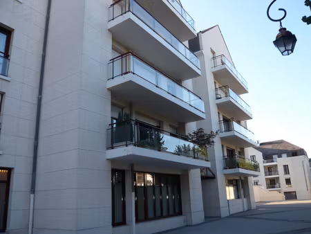 appartement 4 pieces (86 m2) compiegne centre ville