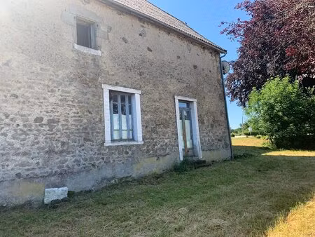 maison 300 m² 19200 aix 74 000