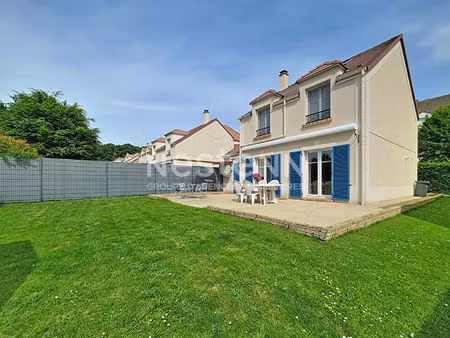 à vendre maison individuelle de 5 pièces d'environ 98m² située proche forêt à bois d'arcy