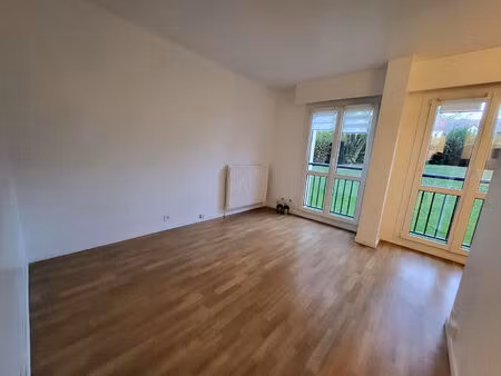 appartement les clayes sous bois - 1 pièce(s) - 25.58 m2