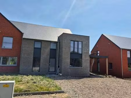 maison 3 ch. epc a++ à fosses-la-ville