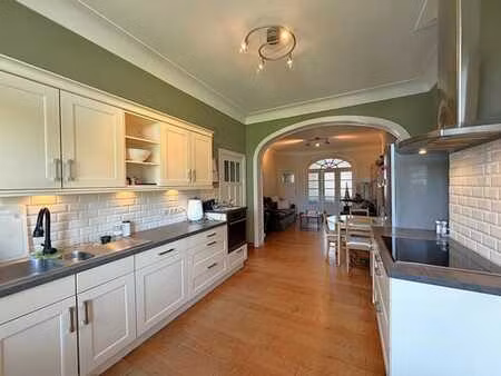 pétillon / superbe appartement meublé de 96m2  2ch  terrasse