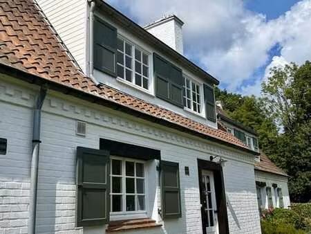 charmante petite maison à genval.