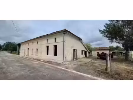 vente maison 4 pièces 225 m² à lagorce (33230)  75 000 €