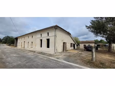 vente maison 4 pièces 225 m² à lagorce (33230)  90 000 €