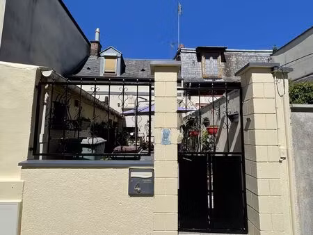 maison de ville à saint-quentin (02100)