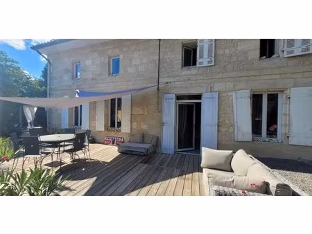33710 tauriac-maison en pierres 238m² 3 chambres 4000m² jardin