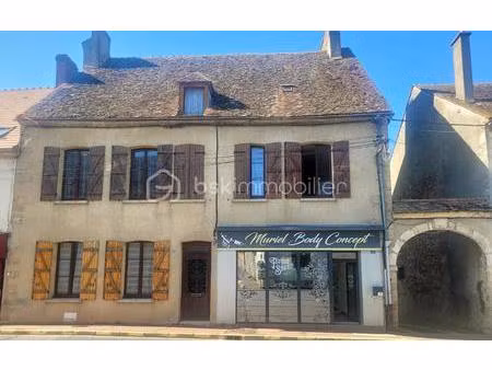maison de ville de 133 m² à courtenay