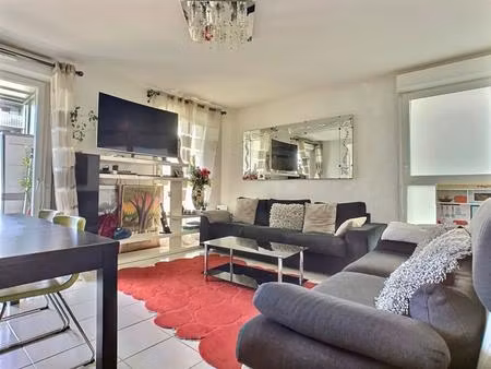 vente t3 63m2 bordeaux (33300)