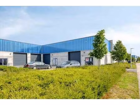 unité pme récente (188 m²) à vendre à evergem
