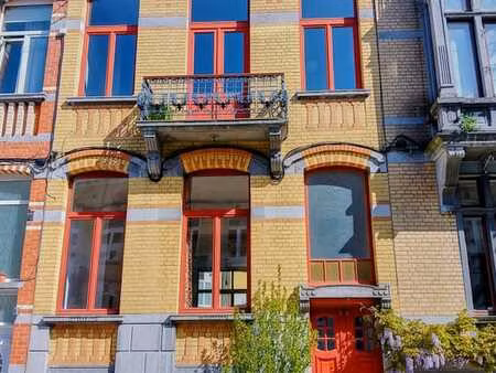superbe maison unifamiliale dans quartier calme à schaerbeek