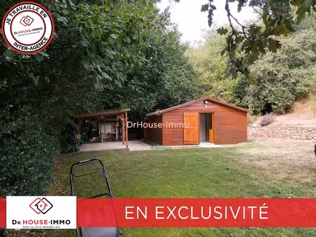 petit chalet au calme dans la verdure