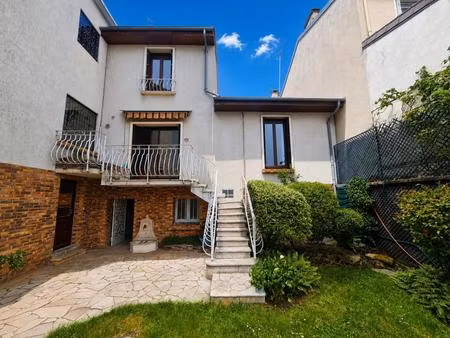 maison familiale 5 pièces – 109 m² – jardin paysagé
